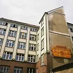 Hostel Ballhaus