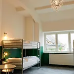 Ballhaus Hostel *