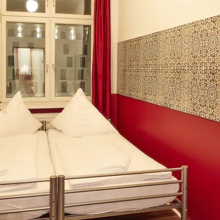 Hostal Ballhaus