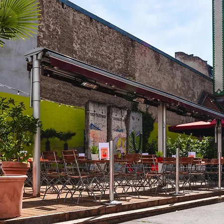 Ballhaus